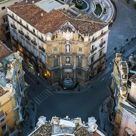 Palazzo Caltagirone Suite-2
